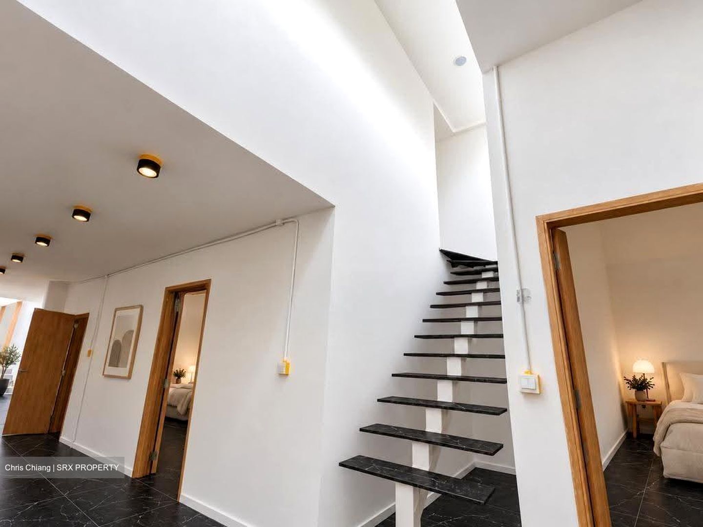Yio Chu Kang Road (D28), Terrace #639519441